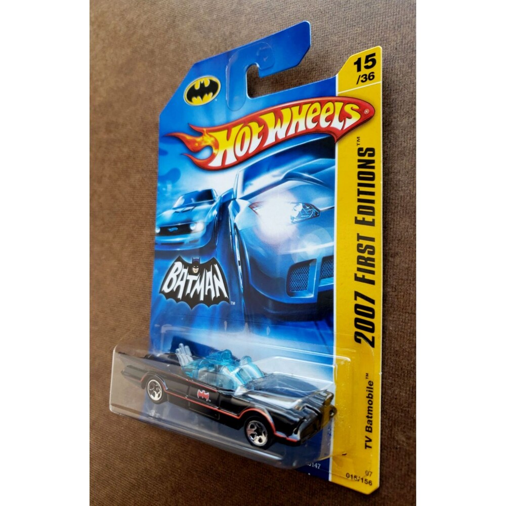 Hot Wheels TV BATMOBILE Black 2007 First Editions 15/36 Honeycomb Grill! LOT X 2 - Picture 6 of 16